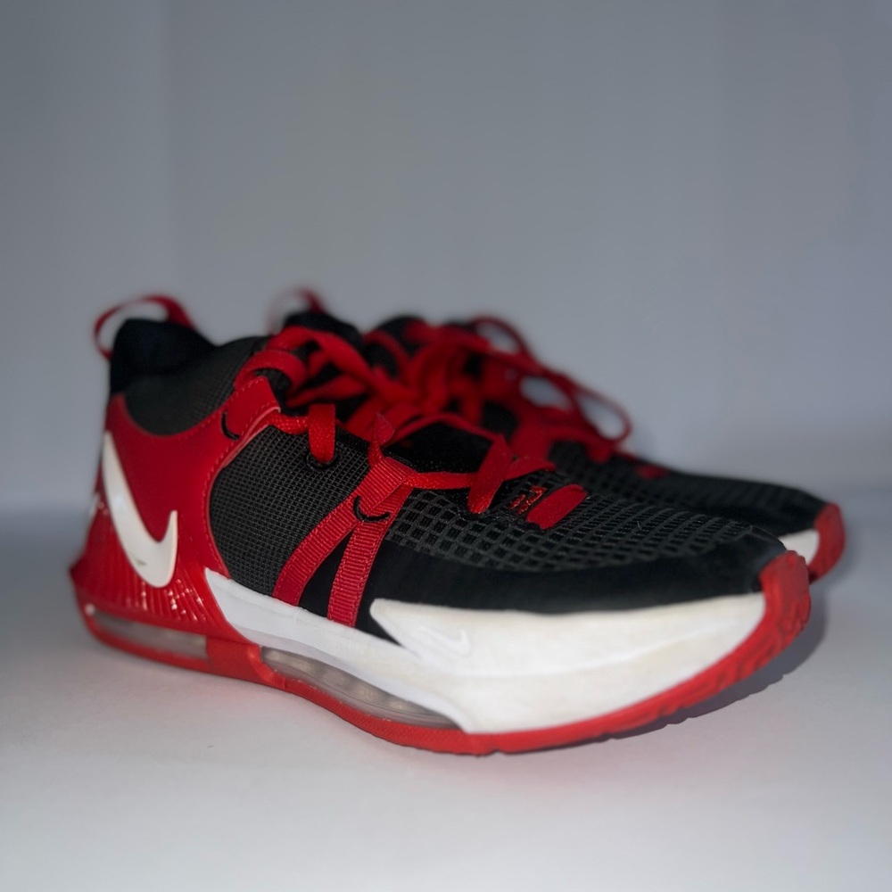 Nike Kids Black and Red Sneakers